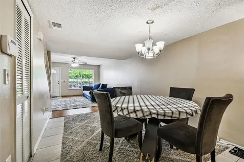 2124 Fletchers Point Circle Tampa FL 33613