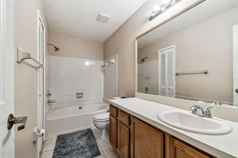 2124 Fletchers Point Circle Tampa FL 33613