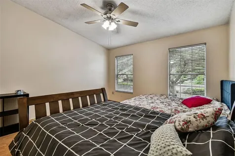 2124 Fletchers Point Circle Tampa FL 33613