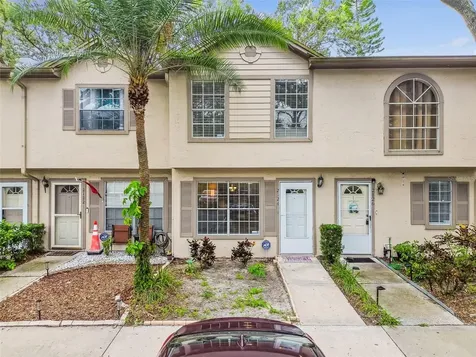 2124 Fletchers Point Circle Tampa FL 33613