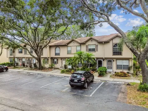 2124 Fletchers Point Circle Tampa FL 33613