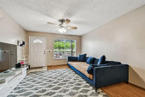 2124 Fletchers Point Circle Tampa FL 33613