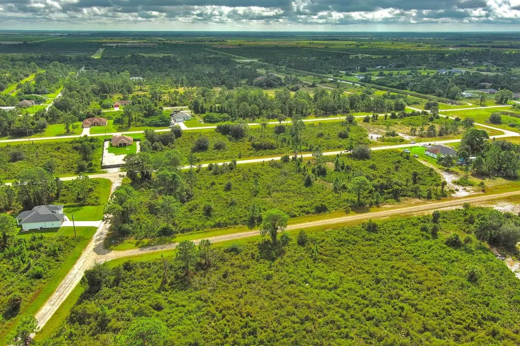 642 Vasser Avenue S Lehigh Acres FL 33974