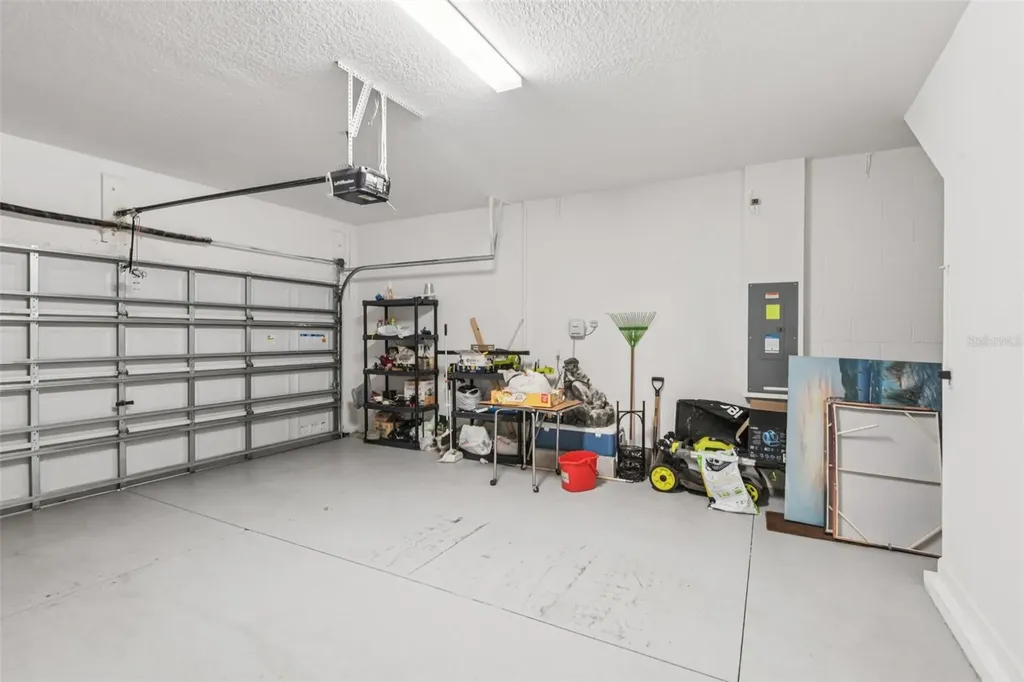 24928 Lambrusco Loop Lutz FL 33559