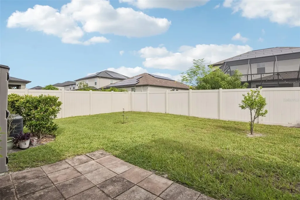 24928 Lambrusco Loop Lutz FL 33559