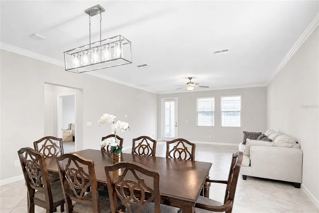 24928 Lambrusco Loop Lutz FL 33559