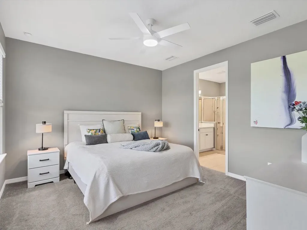 9040 Tequila Sunrise Drive Sarasota FL 34241