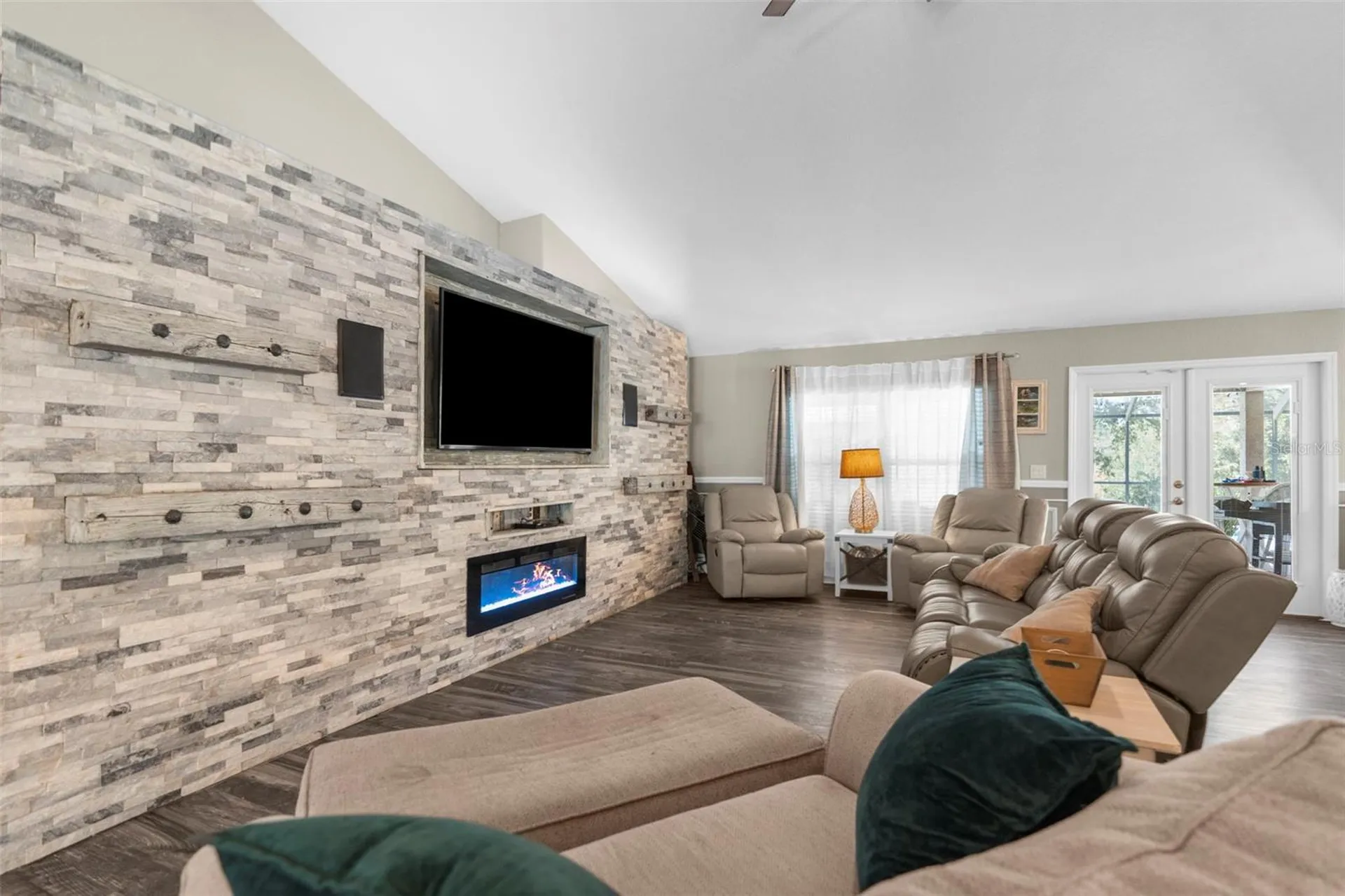 18209 Merwyn Circle Weeki Wachee FL 34614