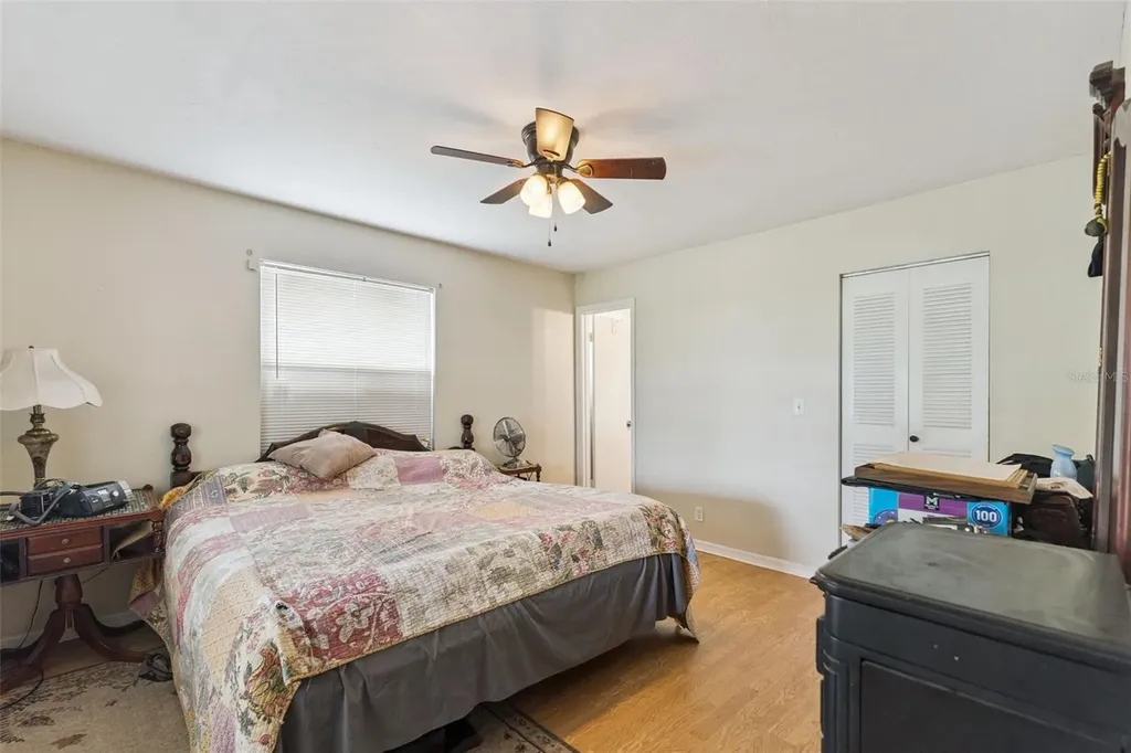 5781 S Crater Lake Circle Keystone Heights FL 32656