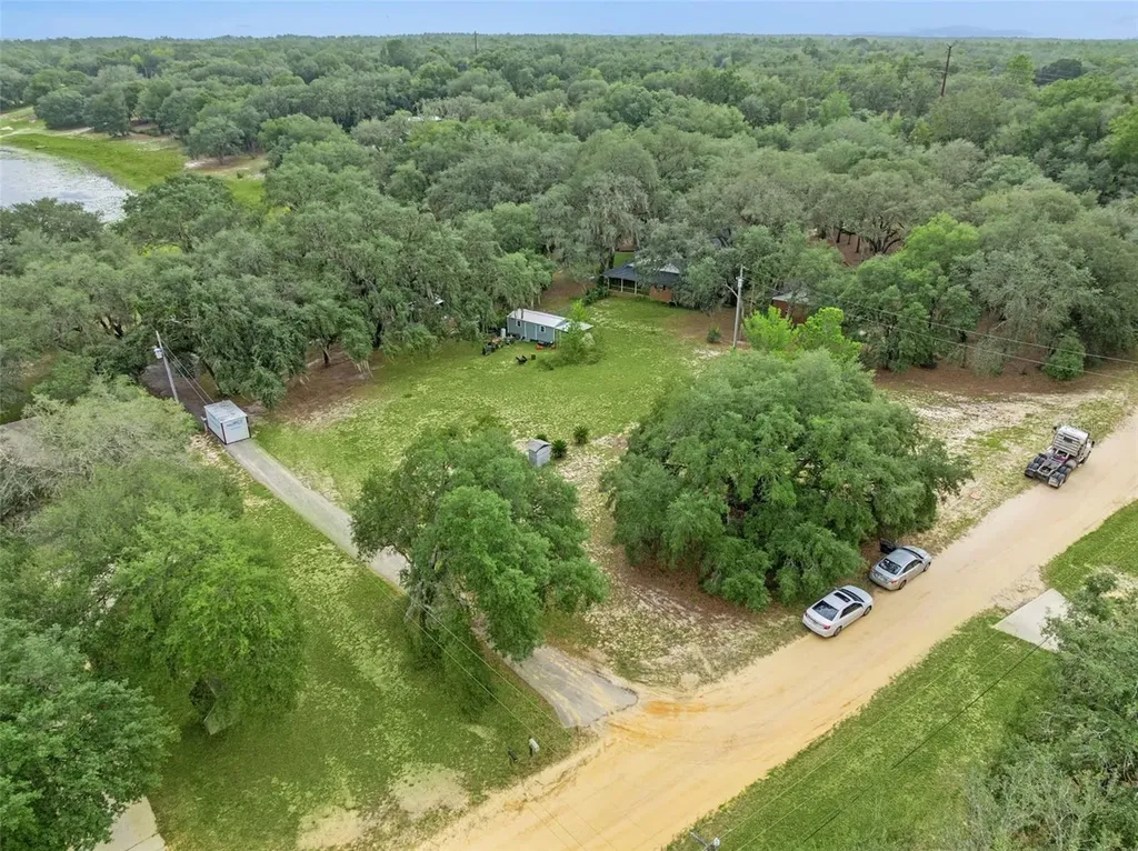 5781 S Crater Lake Circle Keystone Heights FL 32656