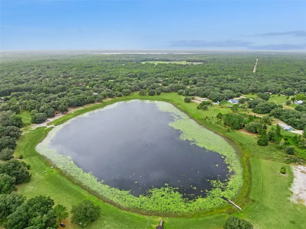 5781 S Crater Lake Circle Keystone Heights FL 32656