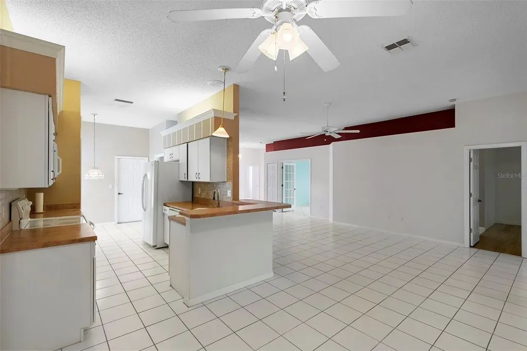 2071 Friar Tuck Lane Orange City FL 32763