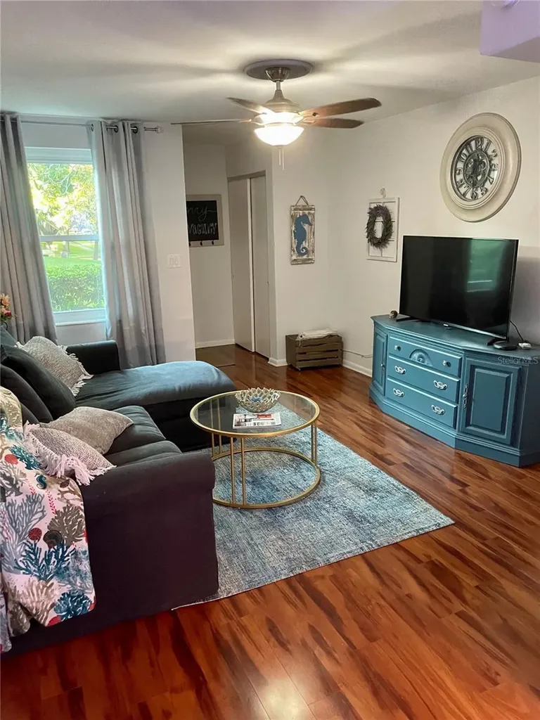 4304 La Riviera Court Tampa FL 33611