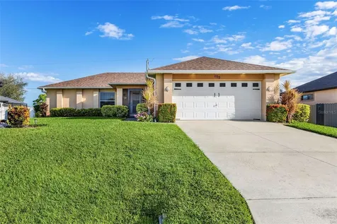 1133 SW 2nd Street Cape Coral FL 33991