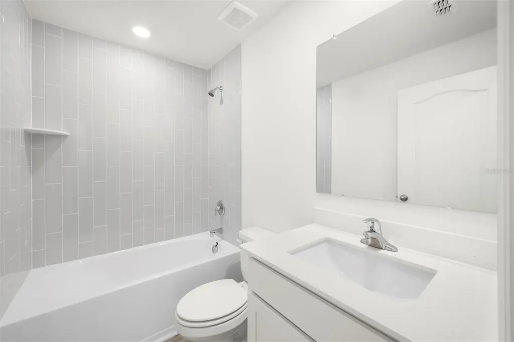 13311 Tula Loop Astatula FL 34705
