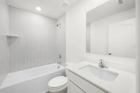 13311 Tula Loop Astatula FL 34705
