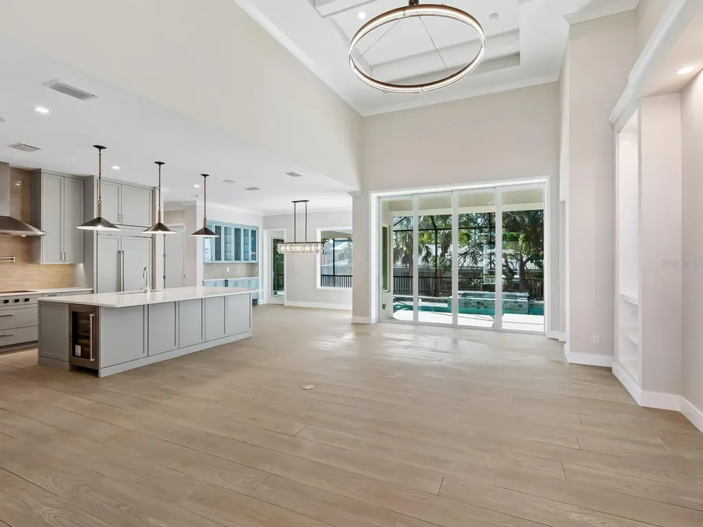 482 E Royal Flamingo Drive Sarasota FL 34236
