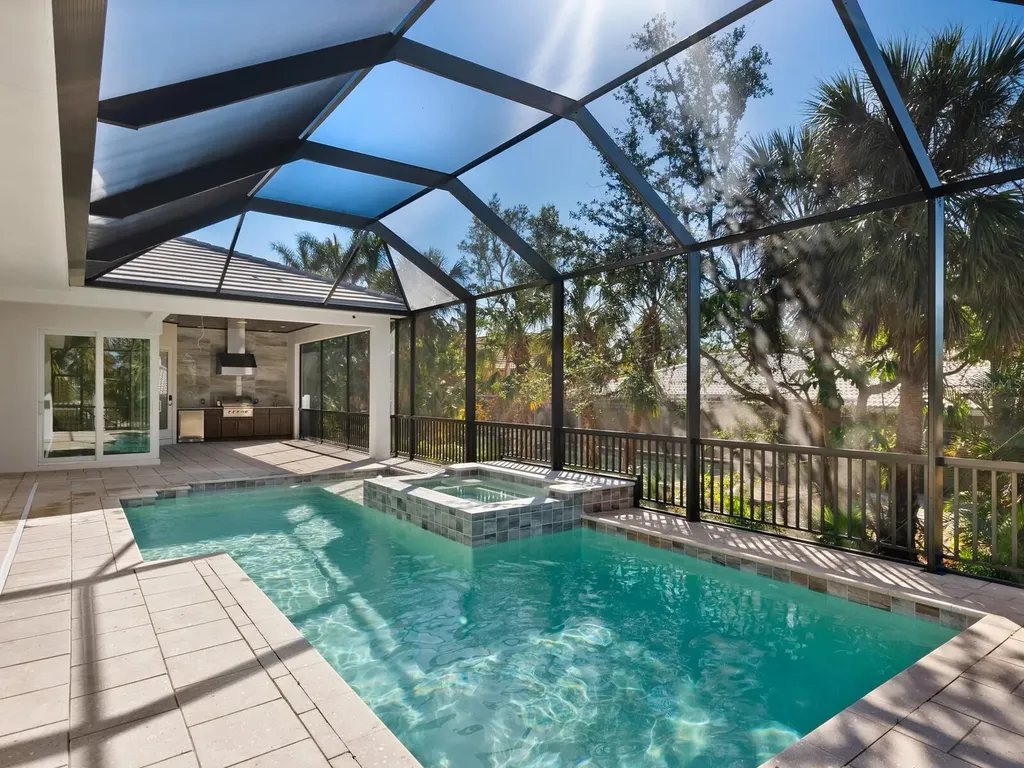 482 E Royal Flamingo Drive Sarasota FL 34236