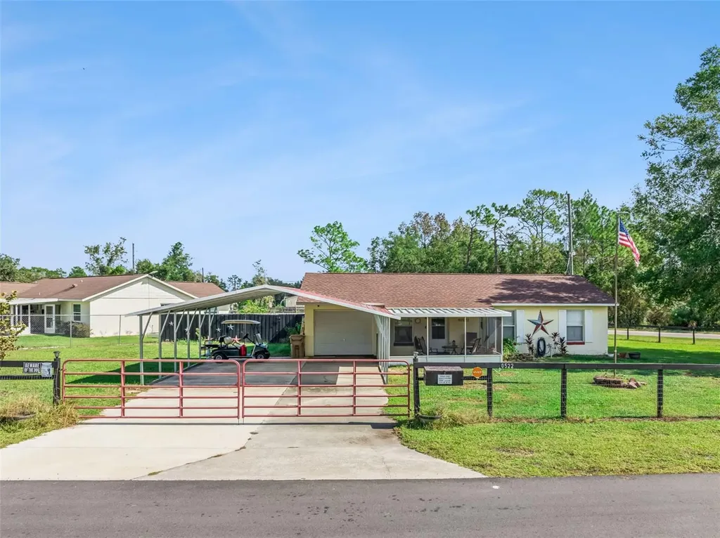 40522 W 5th Avenue Umatilla FL 32784