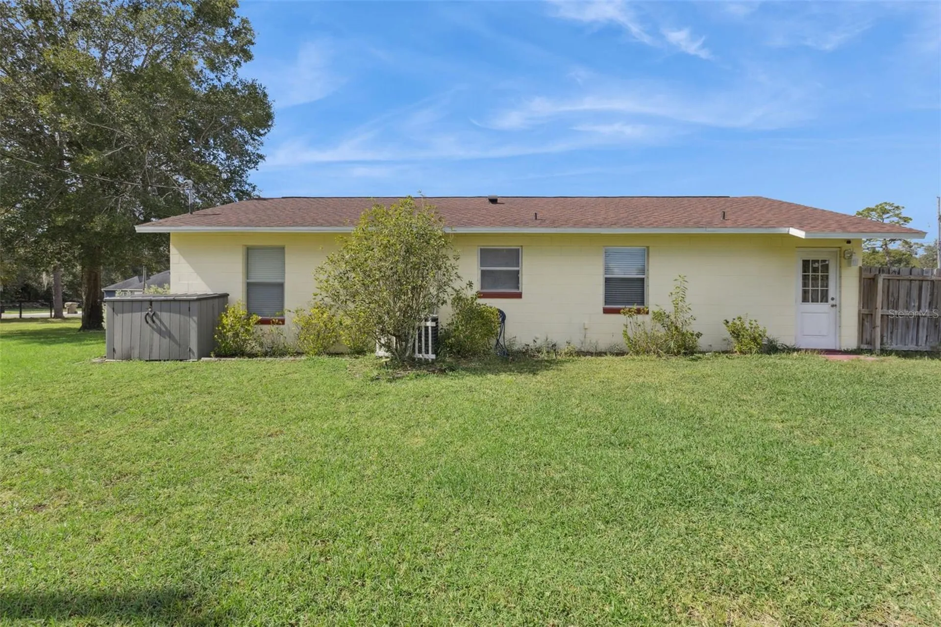 40522 W 5th Avenue Umatilla FL 32784
