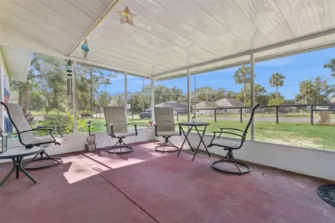 40522 W 5th Avenue Umatilla FL 32784