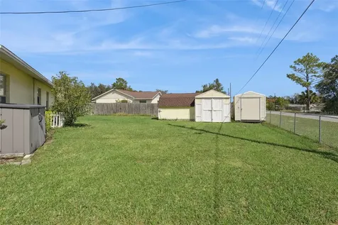 40522 W 5th Avenue Umatilla FL 32784