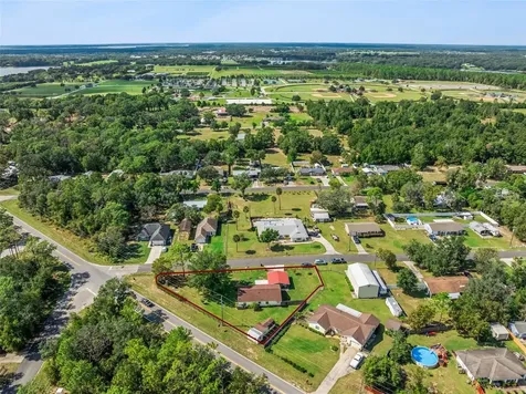 40522 W 5th Avenue Umatilla FL 32784