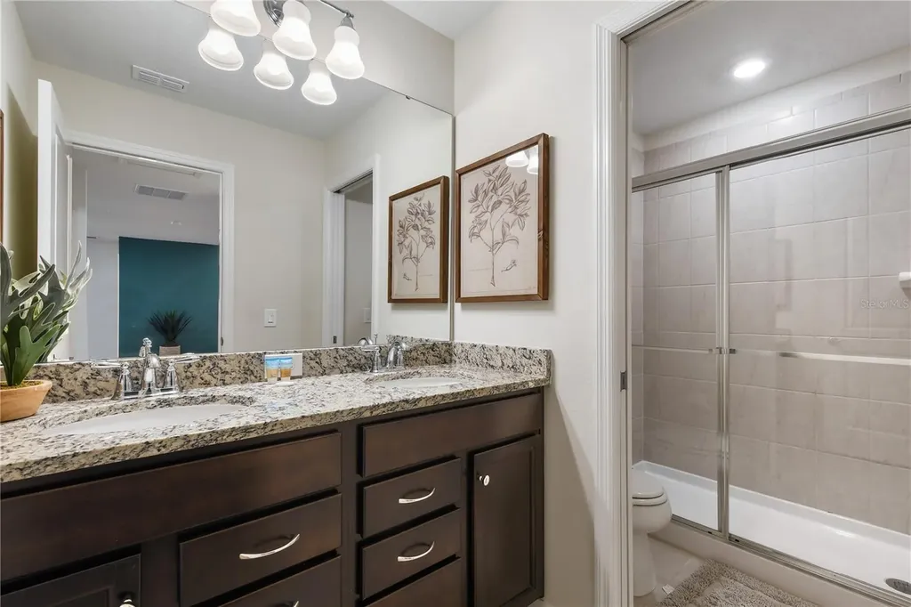 2060 Lelani Circle Davenport FL 33897