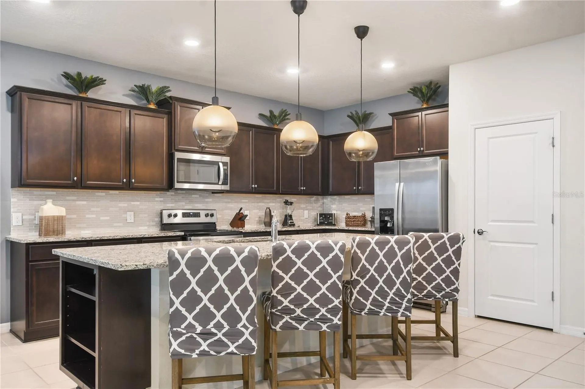 2060 Lelani Circle Davenport FL 33897