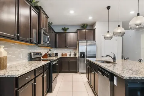 2060 Lelani Circle Davenport FL 33897