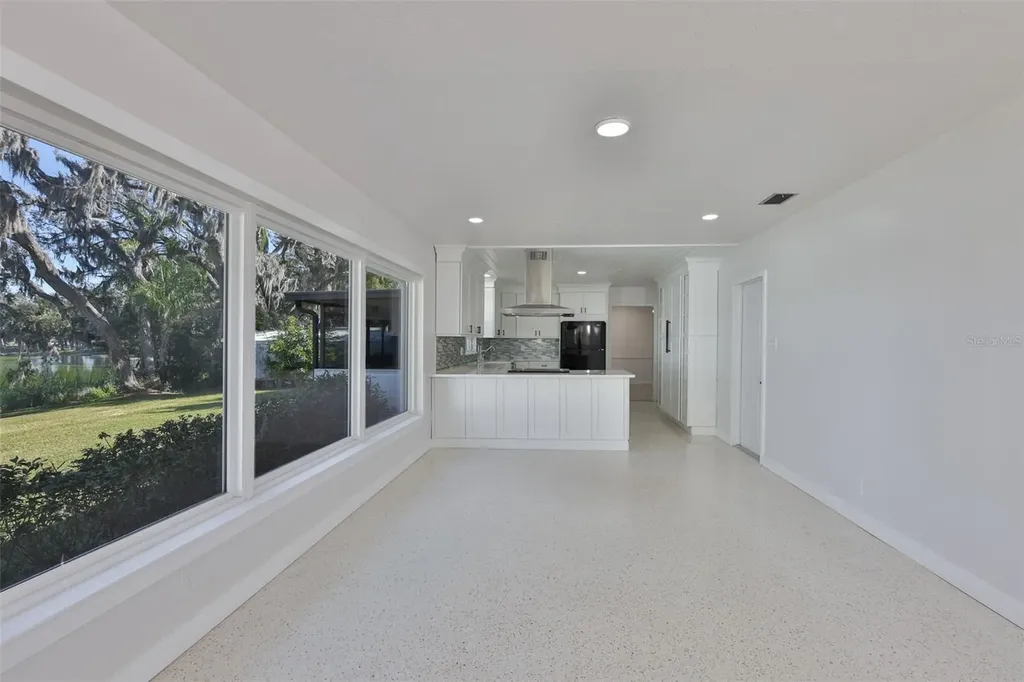 14028 Blackjack Road Dover FL 33527