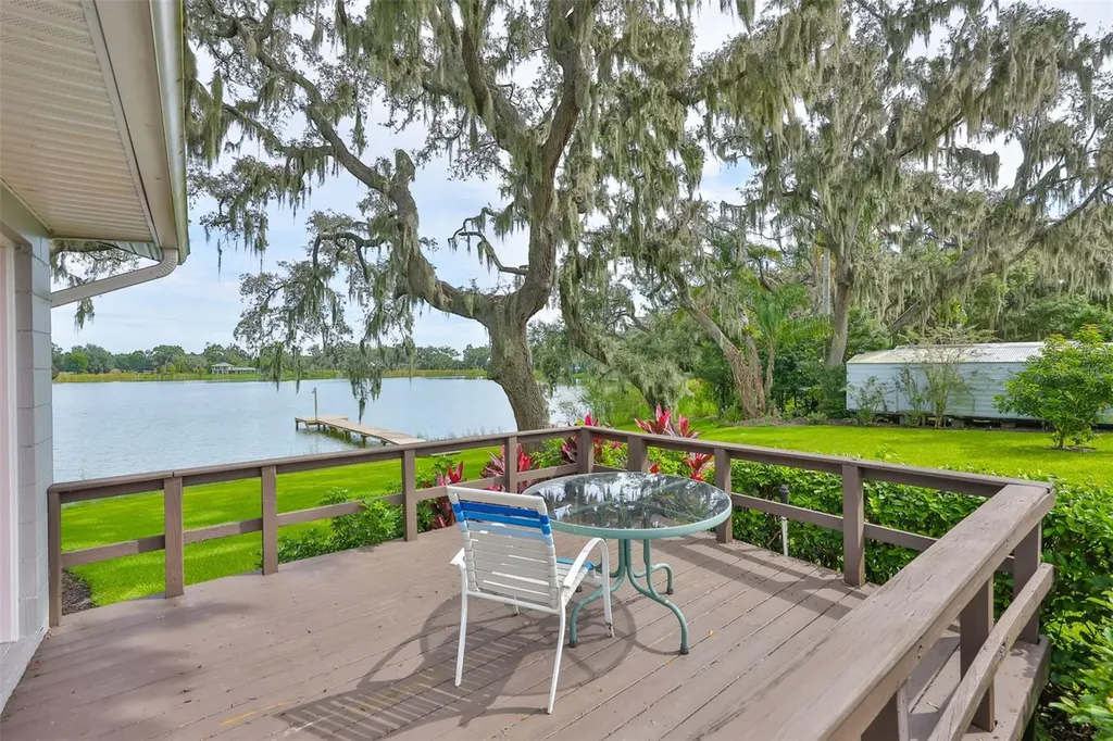 14028 Blackjack Road Dover FL 33527
