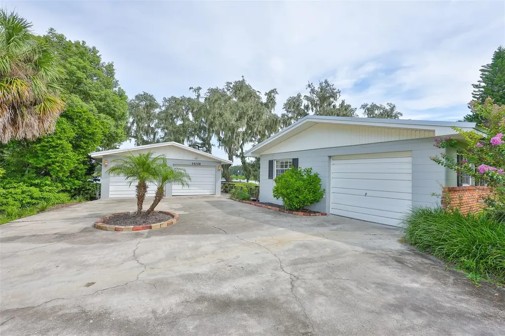 14028 Blackjack Road Dover FL 33527