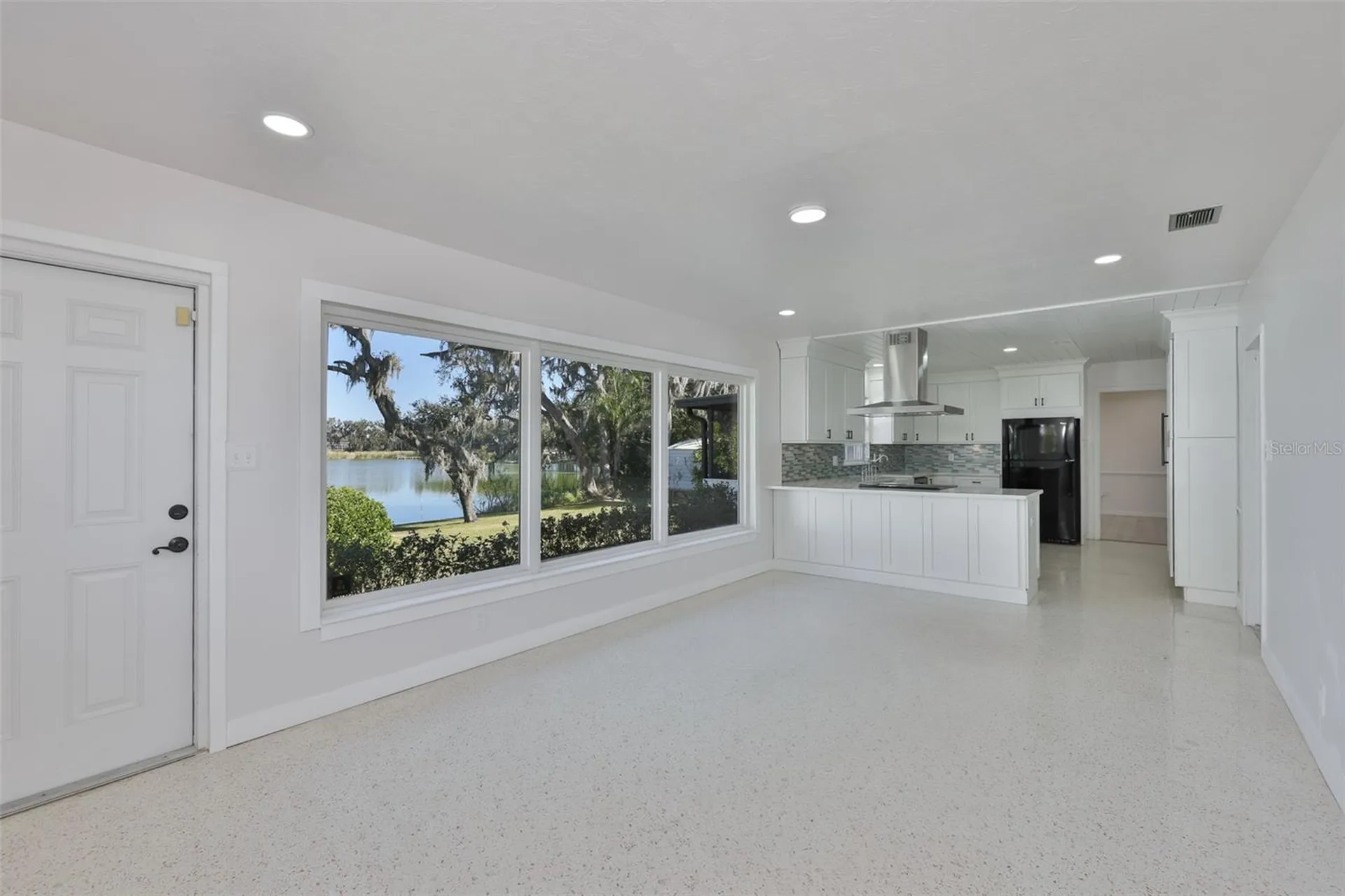 14028 Blackjack Road Dover FL 33527