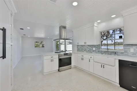 14028 Blackjack Road Dover FL 33527