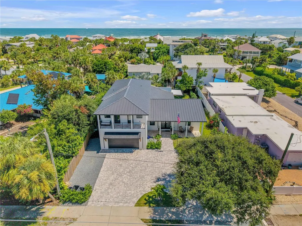 1707 N Peninsula Avenue New Smyrna Beach FL 32169
