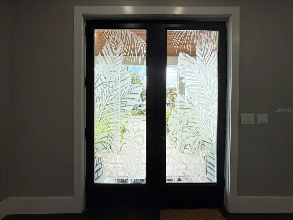1707 N Peninsula Avenue New Smyrna Beach FL 32169