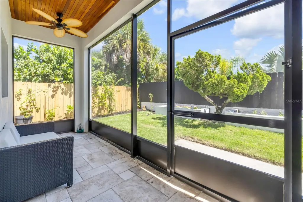 1707 N Peninsula Avenue New Smyrna Beach FL 32169