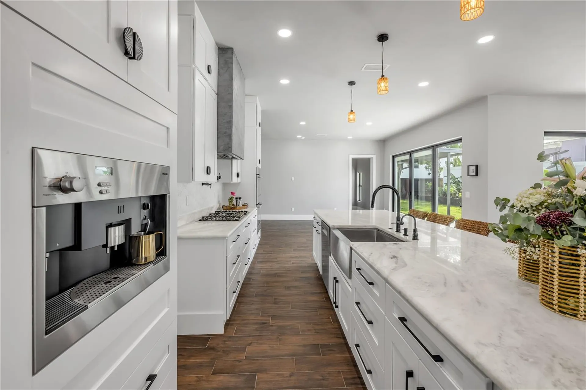 1707 N Peninsula Avenue New Smyrna Beach FL 32169