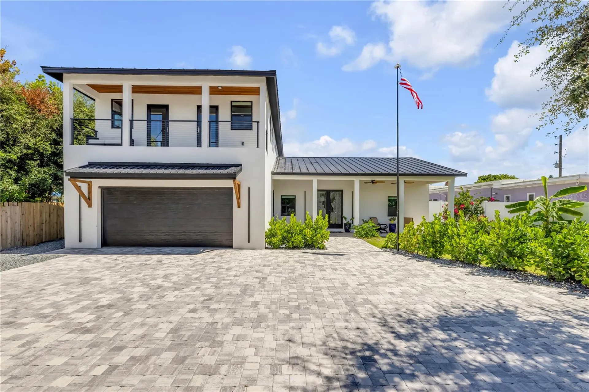 1707 N Peninsula Avenue New Smyrna Beach FL 32169