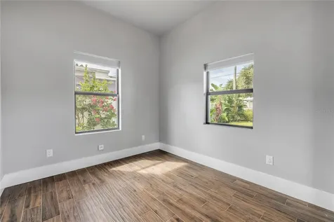 1707 N Peninsula Avenue New Smyrna Beach FL 32169