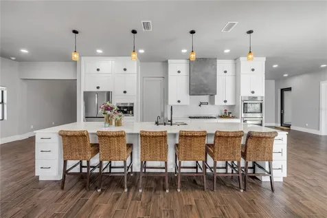 1707 N Peninsula Avenue New Smyrna Beach FL 32169