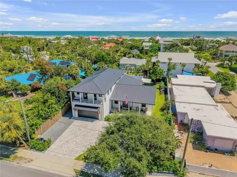 1707 N Peninsula Avenue New Smyrna Beach FL 32169