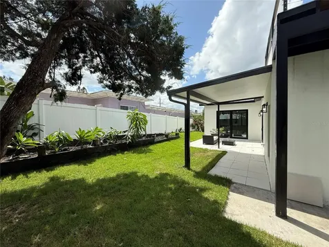 1707 N Peninsula Avenue New Smyrna Beach FL 32169