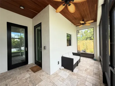 1707 N Peninsula Avenue New Smyrna Beach FL 32169