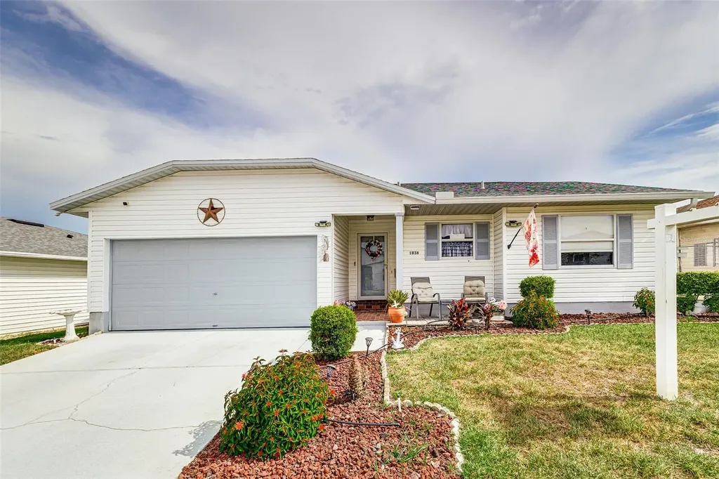 1836 Prairie Dunes Circle N Lakeland FL 33810