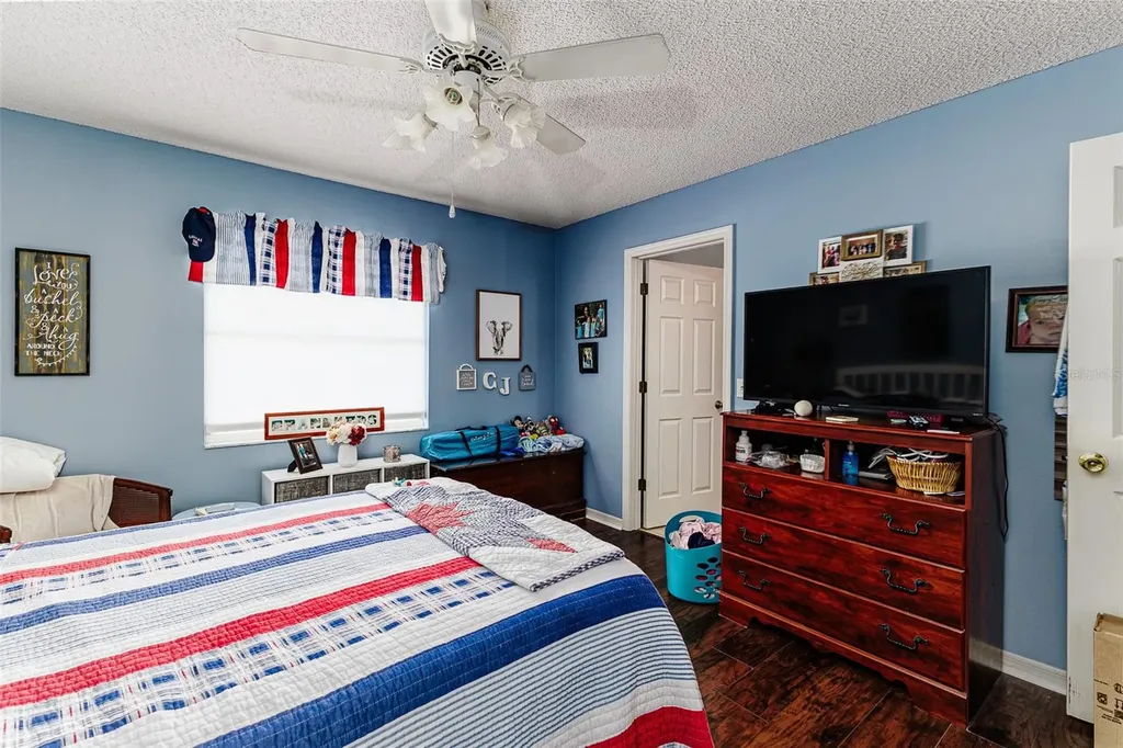 1836 Prairie Dunes Circle N Lakeland FL 33810