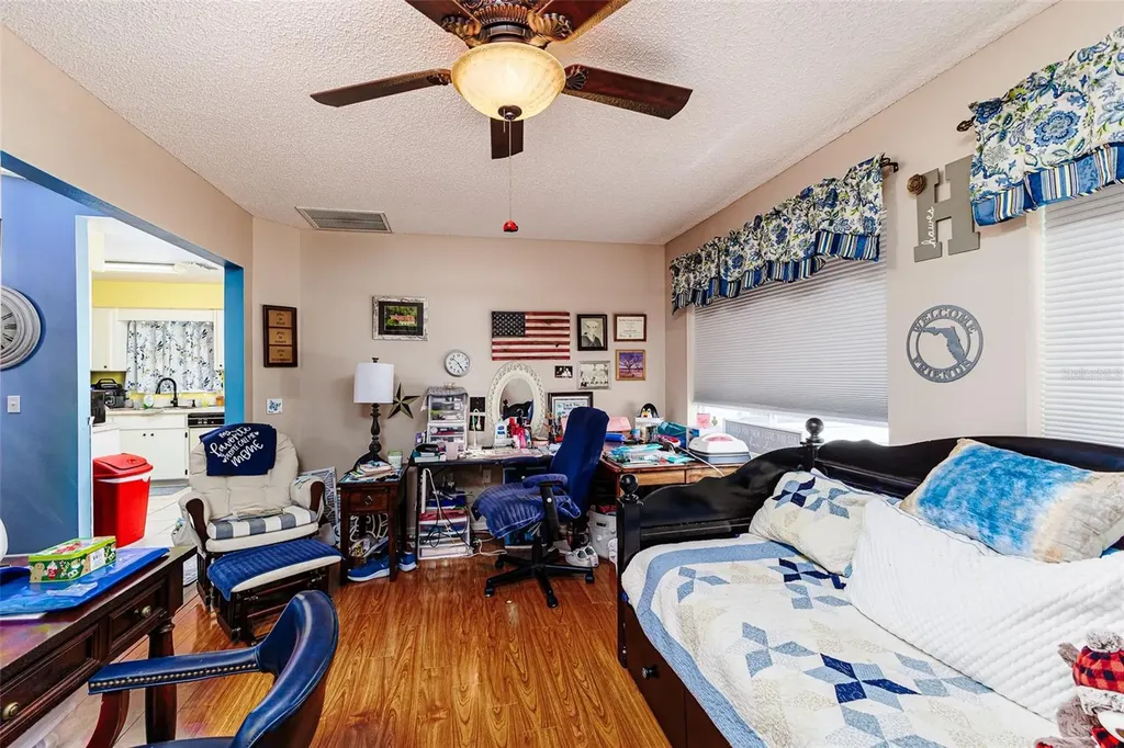1836 Prairie Dunes Circle N Lakeland FL 33810