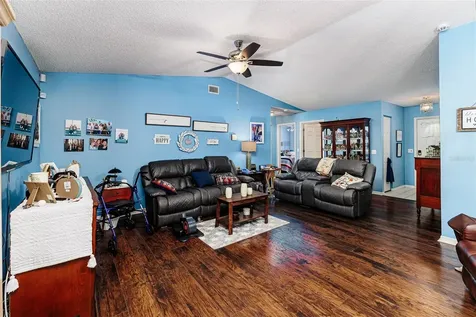 1836 Prairie Dunes Circle N Lakeland FL 33810