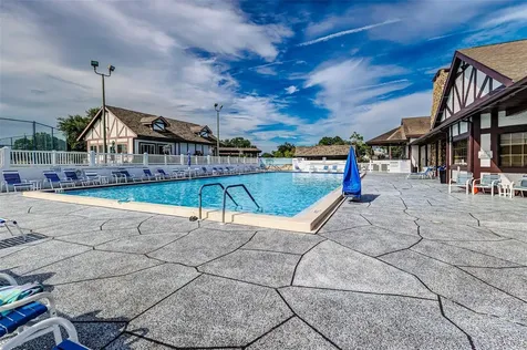 1836 Prairie Dunes Circle N Lakeland FL 33810